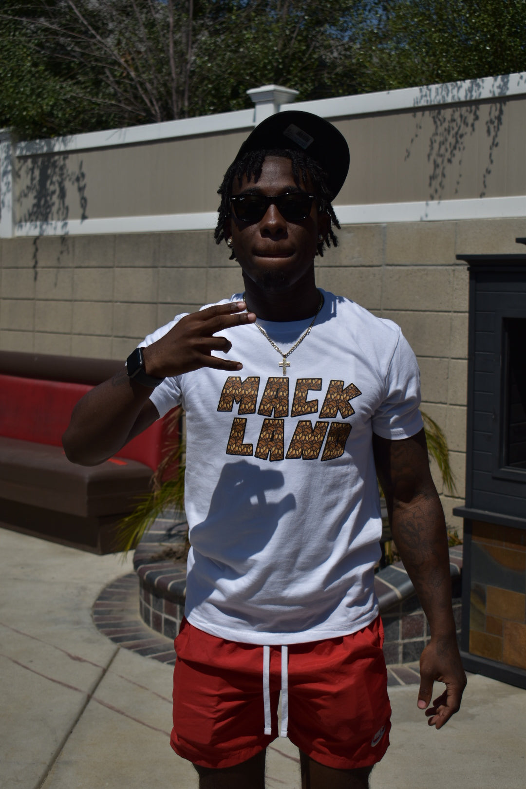 MACK LAND REAL MACKS GET BREADSTACKS TEE