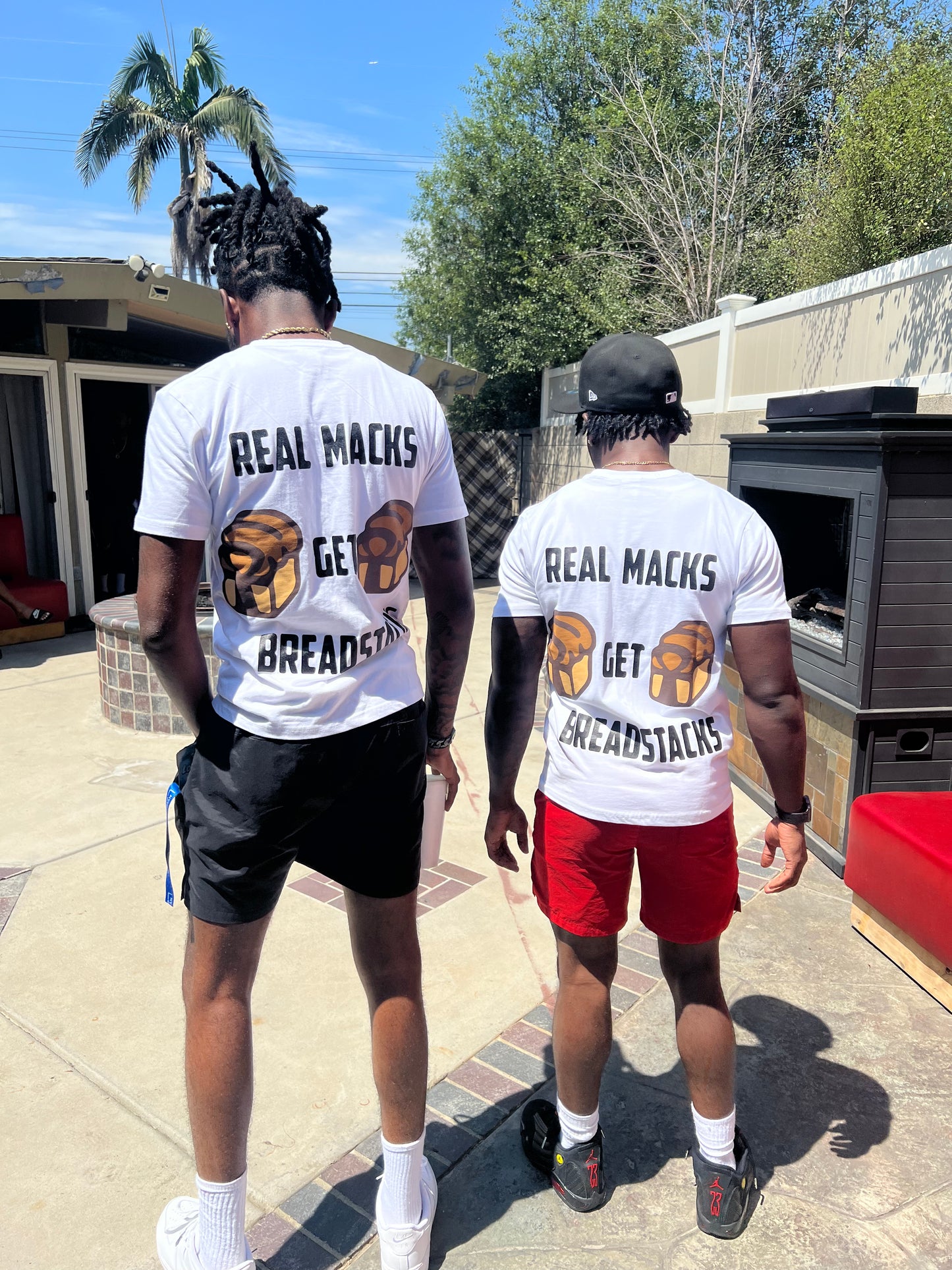 MACK LAND REAL MACKS GET BREADSTACKS TEE