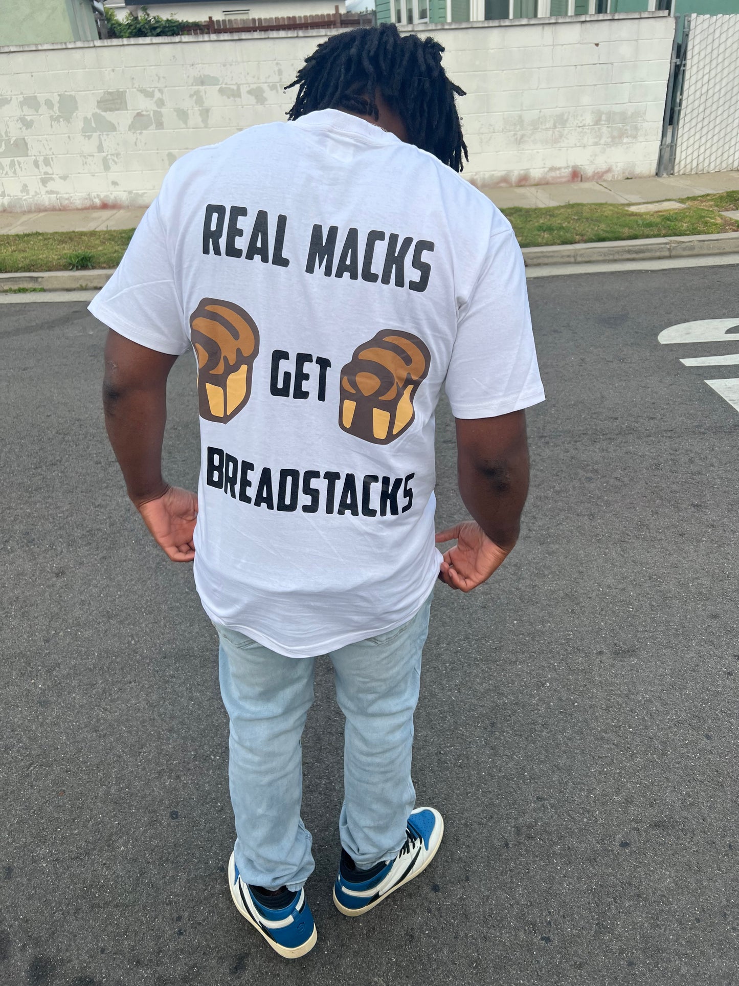 MACK LAND REAL MACKS GET BREADSTACKS TEE